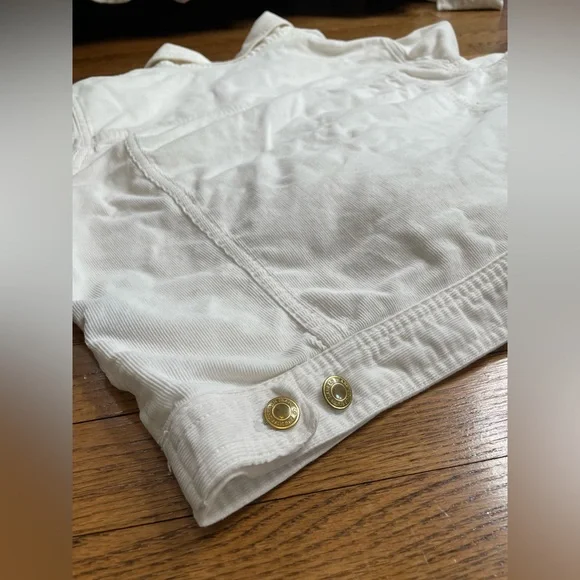 White Corduroy Lauren Jeans Co. Jacket with Relaxed Fit and Gold Buttons - Picture 7 of 7